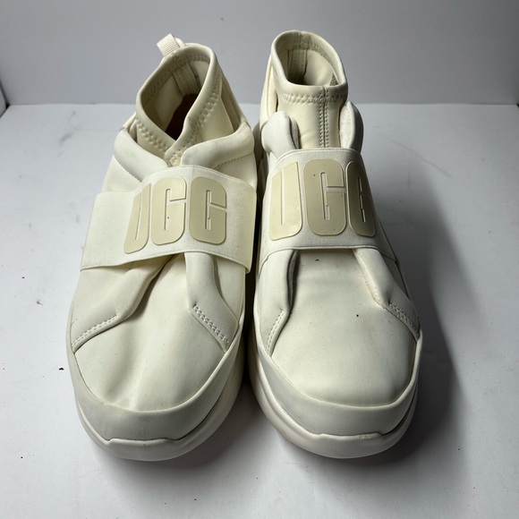 white Velcro UGG - Picture 1 of 5